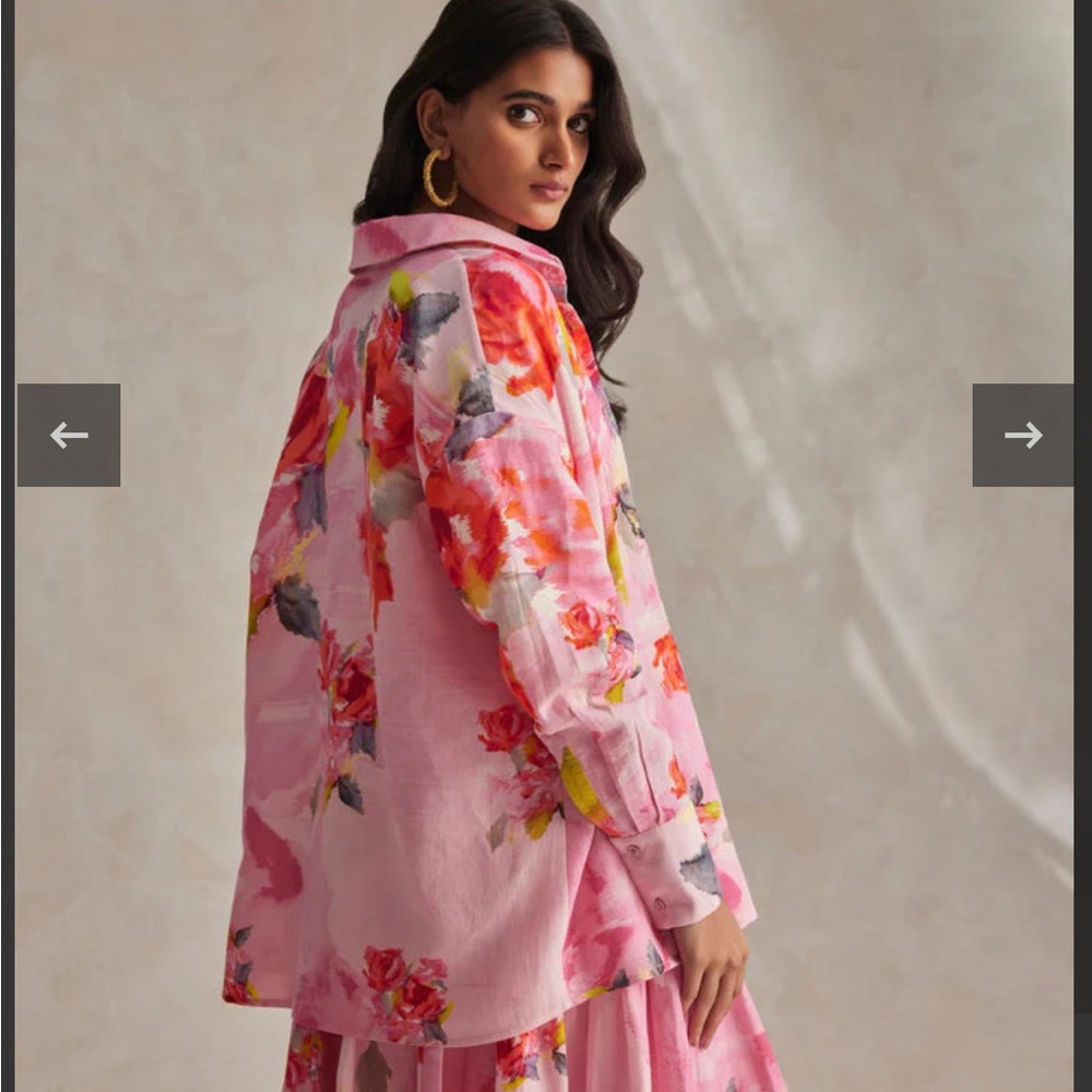 Hemant and nandita button down size s